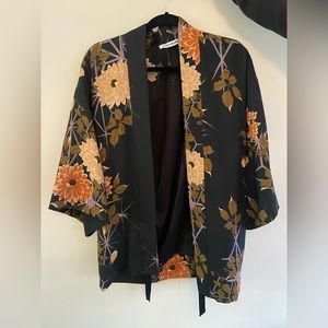 Elizabeth and James Drew Kimono